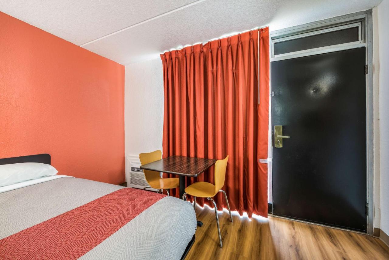 Motel 6-Henderson, Tx 外观 照片