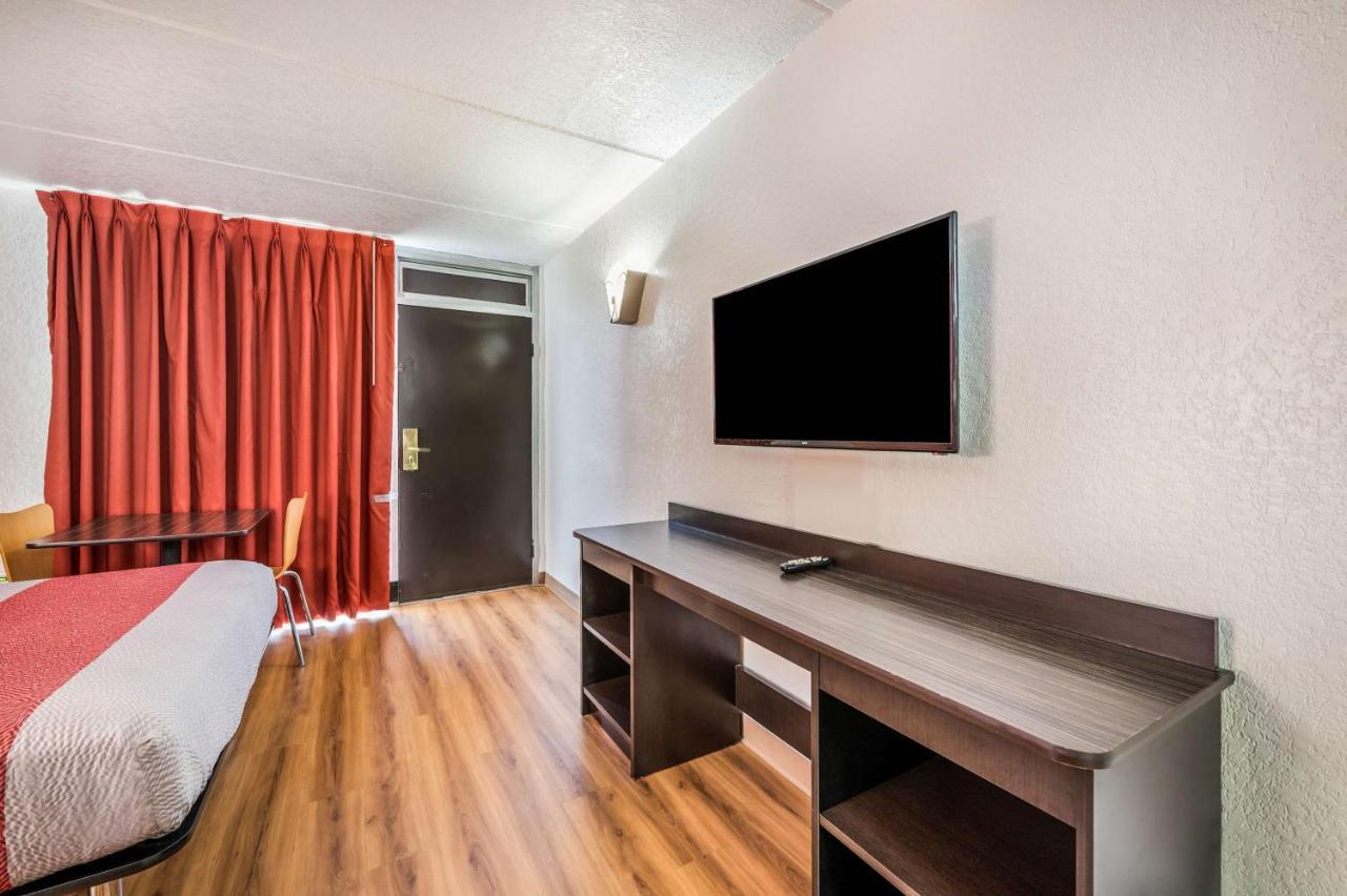 Motel 6-Henderson, Tx 外观 照片